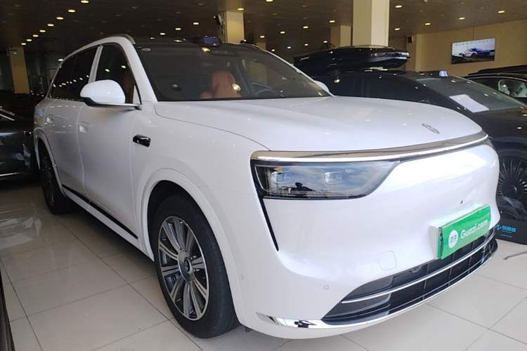 Used Hima AITO M8 2025 Extended-Range Max+ Version 53.4 kWh 6-Seater Edition Exterior 1