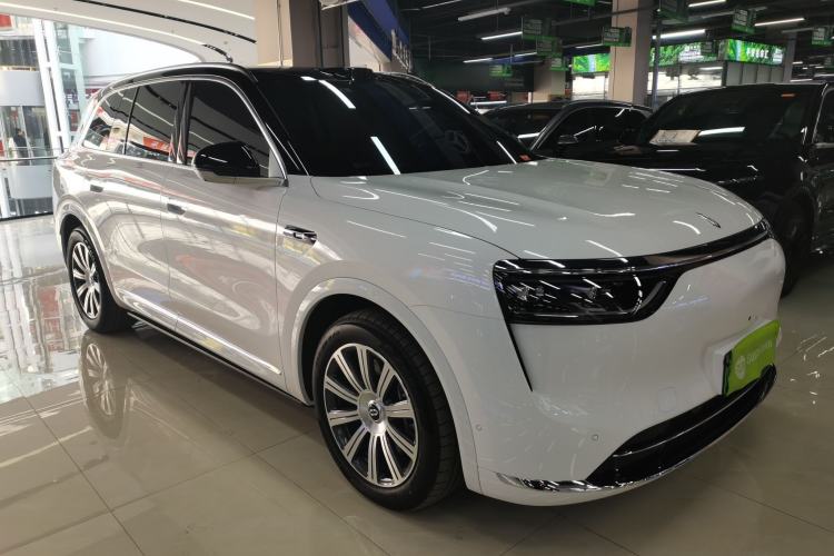 Used Hima AITO M8 2025 Extended-Range Max+ Version 53.4 kWh 6-Seater Edition Exterior 2