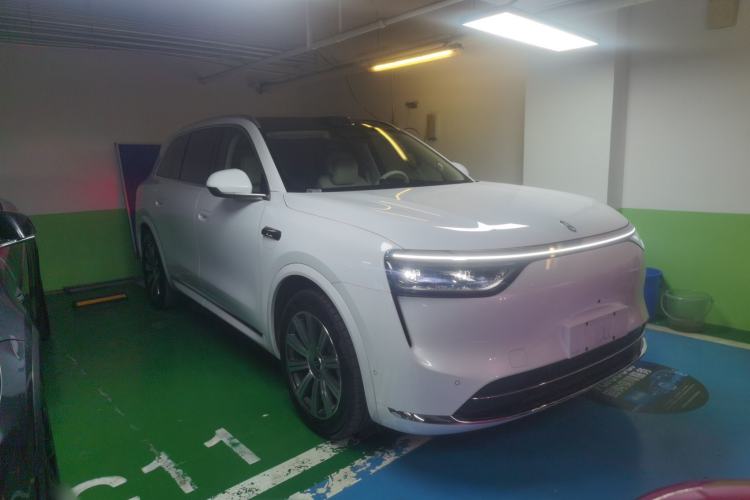 Used Hima AITO M8 2025 Extended-Range Max+ Version 53.4 kWh 6-Seater Edition Exterior 2