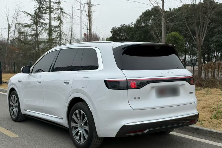 Used Hima AITO M8  Exterior 3