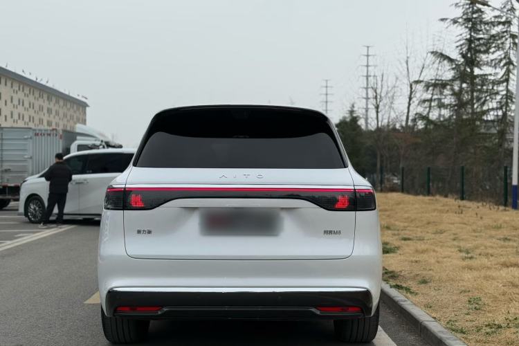 Used Hima AITO M8  Exterior 4
