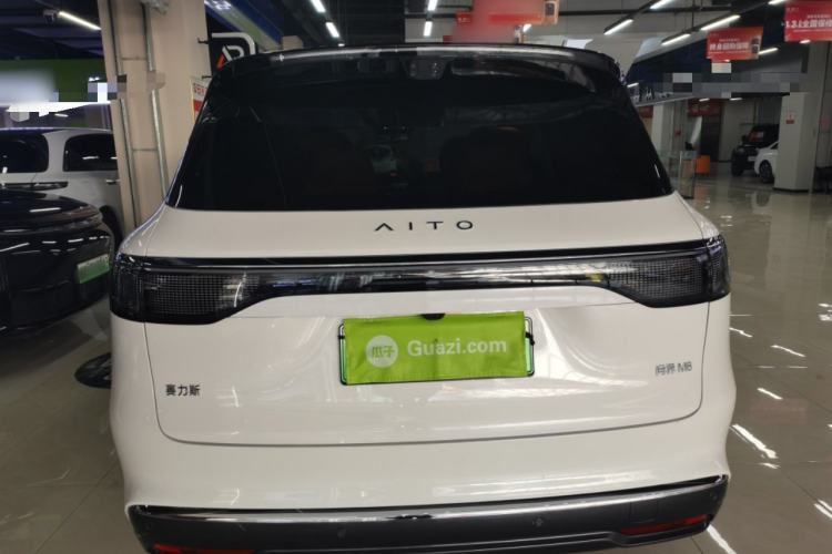 Used Hima AITO M8 2025 Extended-Range Max+ Version 53.4 kWh 6-Seater Edition Exterior 4