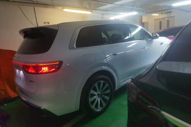 Used Hima AITO M8 2025 Extended-Range Max+ Version 53.4 kWh 6-Seater Edition Exterior 5