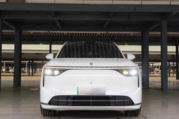 Used Hima AITO M8 2025 Extended-Range Ultra Version 53.4 kWh 6-Seater Edition Exterior 6