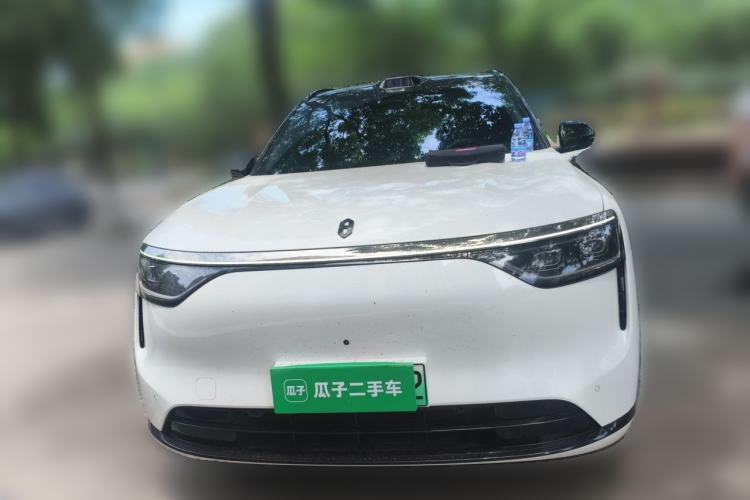 Used Hima AITO M8 2025 Extended-Range Max+ Version 53.4 kWh 6-Seater Edition Front