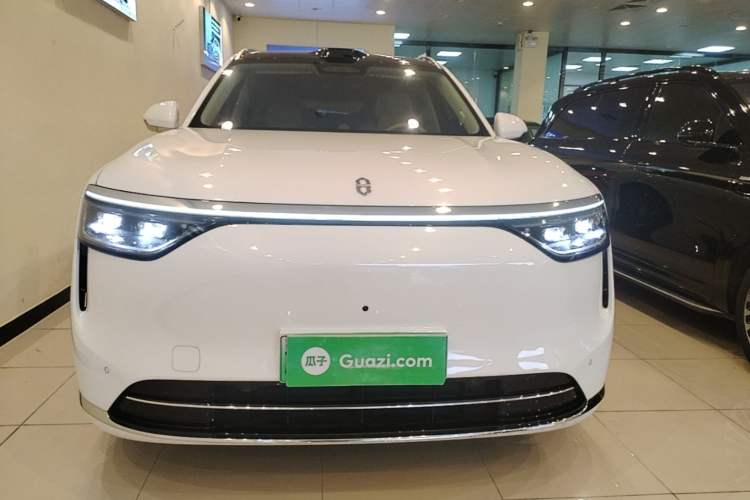Used Hima AITO M8 2025 Extended-Range Max+ Version 53.4 kWh 6-Seater Edition Front