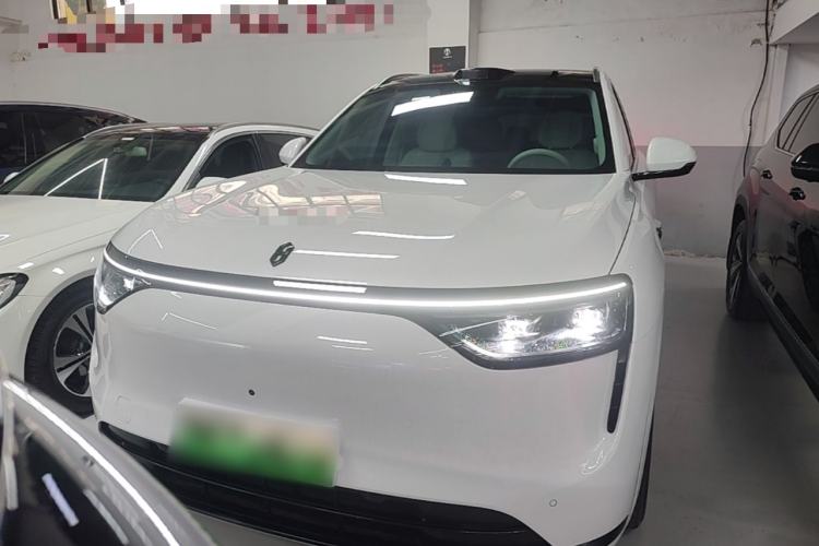 Used Hima AITO M8 2025 Extended-Range Max+ Version 53.4 kWh 6-Seater Edition Front