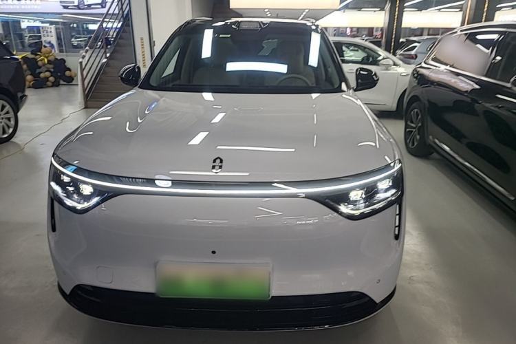 Used Hima AITO M8 2025 Extended-Range Max+ Version 53.4 kWh 6-Seater Edition Front