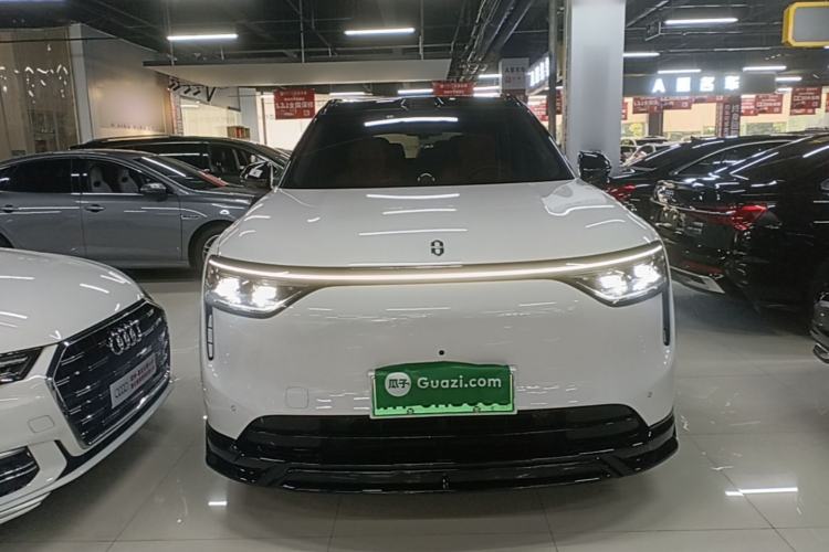 Used Hima AITO M8 2025 Extended-Range Max+ Version 53.4 kWh 6-Seater Edition Front