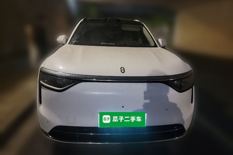 Used Hima AITO M8 2025 Extended-Range Max+ Version 53.4 kWh 6-Seater Edition Front