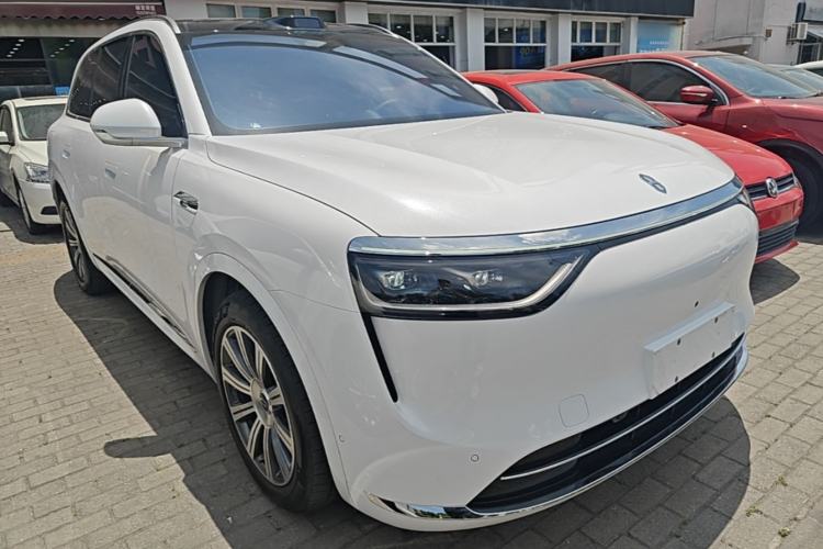 Used Hima AITO M8 2025 Extended-Range Max+ Version 53.4 kWh 6-Seater Edition Front Right 45 Deg