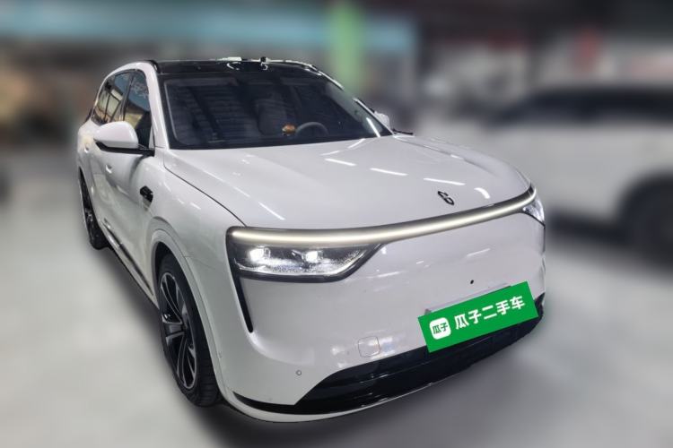 Used Hima AITO M8 2025 Extended-Range Max+ Version 53.4 kWh 5-Seater Edition Front Right 45 Deg