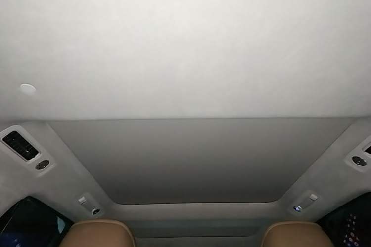Used Hima AITO M8 2025 Extended-Range Max+ Version 53.4 kWh 6-Seater Edition Headliner