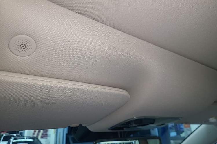 Used Hima AITO M8 2025 Extended-Range Max+ Version 53.4 kWh 6-Seater Edition Headliner