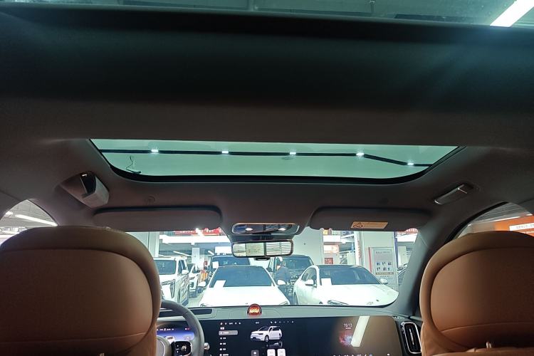 Used Hima AITO M8  Headliner