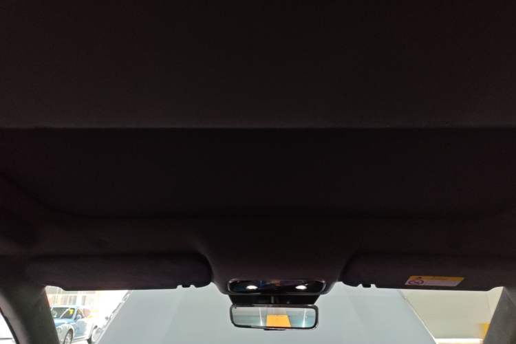 Used Hima AITO M8 2025 Extended-Range Max+ Version 53.4 kWh 6-Seater Edition Headliner