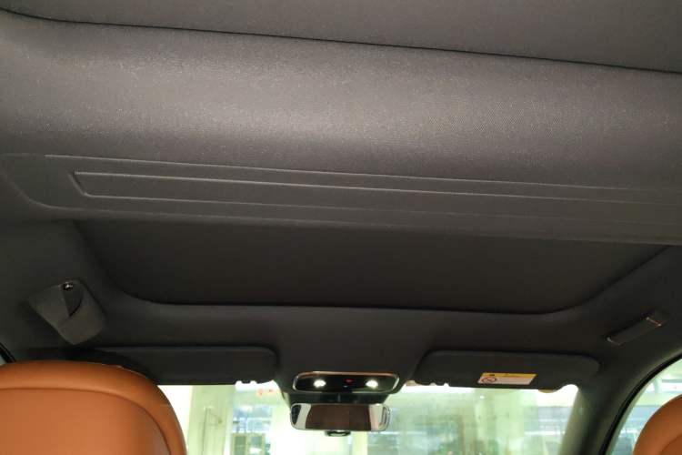 Used Hima AITO M8 2025 Extended-Range Ultra Version 53.4 kWh 5-Seater Edition Headliner