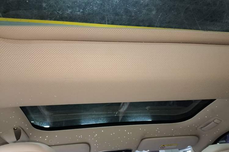 Used Hima AITO M8 2025 Extended-Range Max+ Version 53.4 kWh 6-Seater Edition Headliner