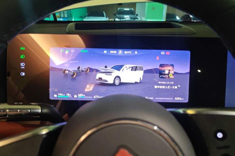 Used Hima AITO M8 2025 Extended-Range Max+ Version 53.4 kWh 6-Seater Edition Instrument Cluster