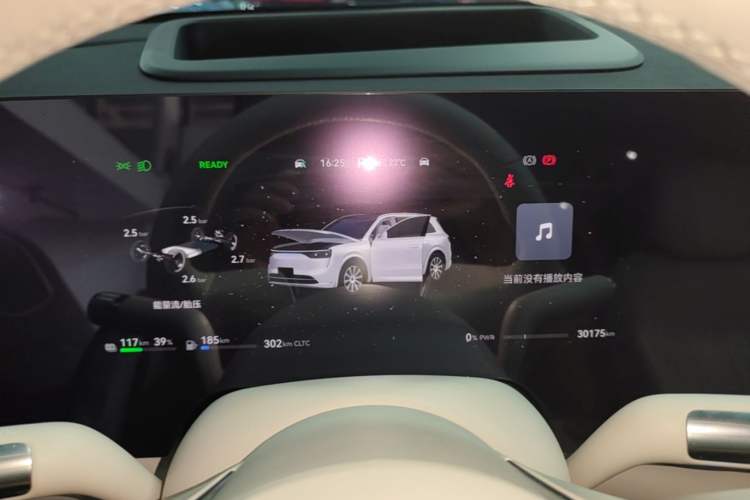 Used Hima AITO M8 2025 Extended-Range Max+ Version 53.4 kWh 6-Seater Edition Instrument Cluster