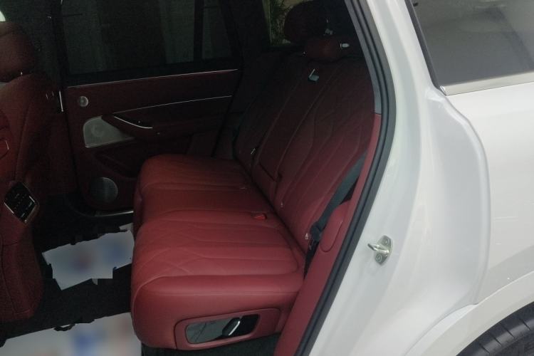 Used Hima AITO M8 2025 Extended-Range Max+ Version 53.4 kWh 5-Seater Edition Interior 4