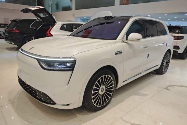 Used Hima AITO M8 2025 Extended-Range Max+ Version 53.4 kWh 6-Seater Edition