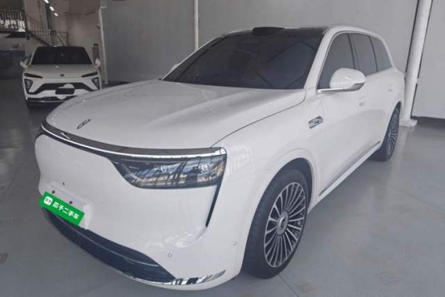 Ojetý Hima AITO M8 2025 Extended-Range Max+ Version 53.4 kWh 5-Seater Edition