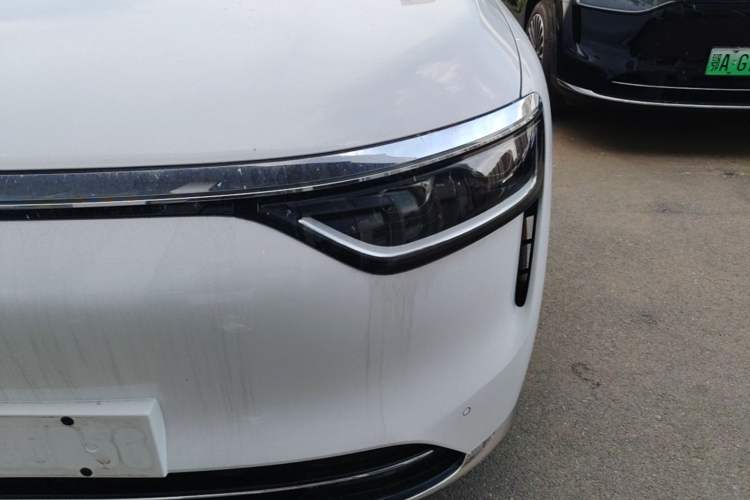 Used Hima AITO M8 2025 Extended-Range Ultra Version 53.4 kWh 6-Seater Edition Left Front Headlight