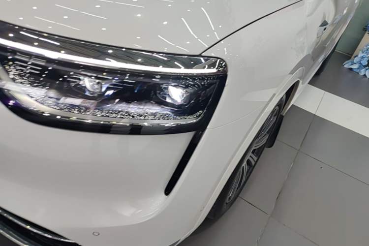 Used Hima AITO M8 2025 Extended-Range Max+ Version 53.4 kWh 5-Seater Edition Left Front Headlight