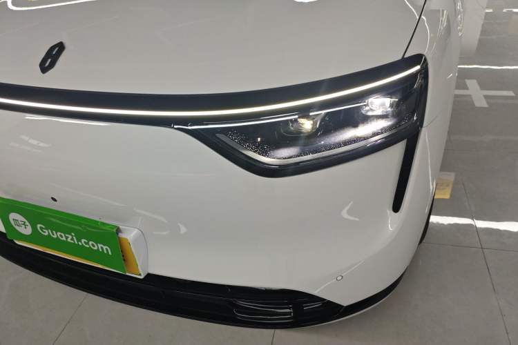 Used Hima AITO M8 2025 Extended-Range Ultra Version 53.4 kWh 6-Seater Edition Left Front Headlight
