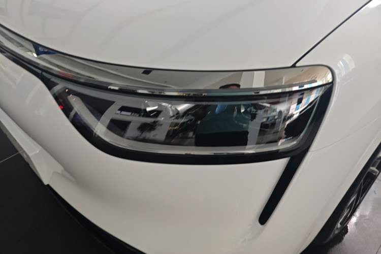 Used Hima AITO M8 2025 Extended-Range Max+ Version 53.4 kWh 6-Seater Edition Left Front Headlight