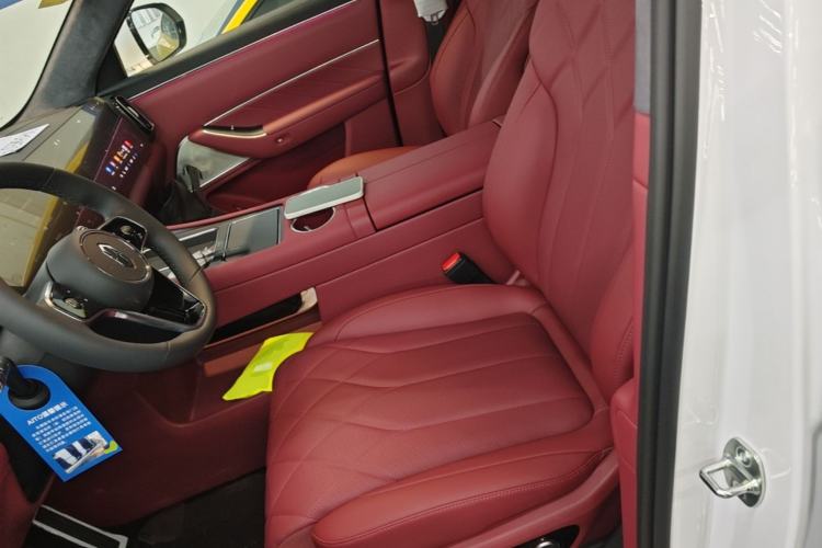 Used Hima AITO M8 2025 Model, Pure Electric Max+ Five-Seat All-Wheel-Drive Version Left Front Seat