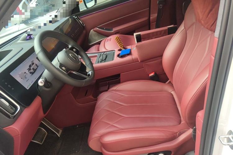Used Hima AITO M8 2025 Extended-Range Ultra Version 53.4 kWh 6-Seater Edition Left Front Seat