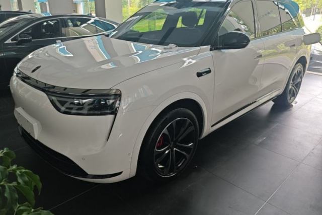 Used Hima AITO M8 2025 Extended-Range Max+ Version 53.4 kWh 6-Seater Edition