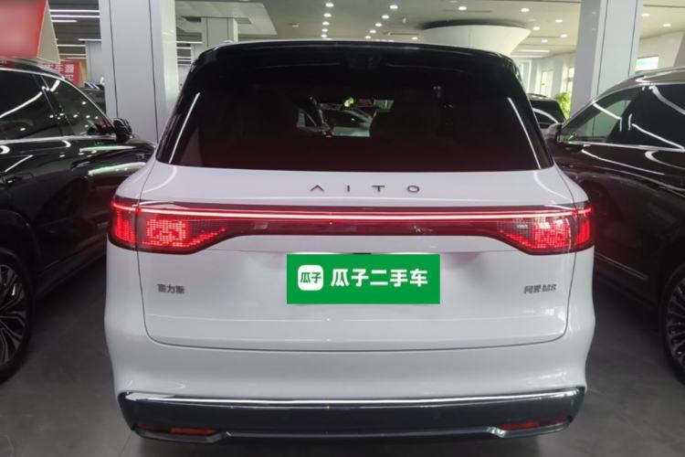 Used Hima AITO M8 2025 Extended-Range Max+ Version 53.4 kWh 5-Seater Edition Rear