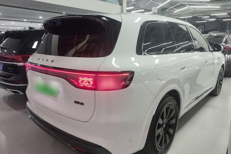 Used Hima AITO M8 2025 Extended-Range Max+ Version 53.4 kWh 6-Seater Edition Rear