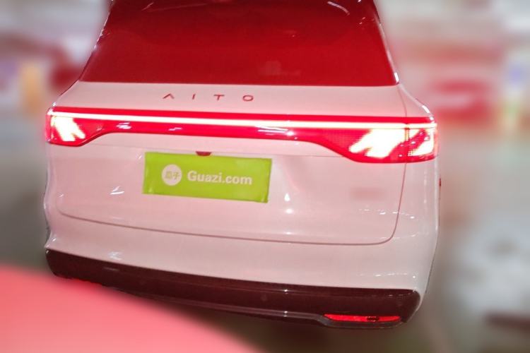 Used Hima AITO M8 2025 Extended-Range Ultra Version 53.4 kWh 6-Seater Edition Rear