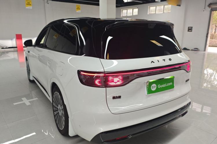 Used Hima AITO M8 2025 Extended-Range Ultra Version 53.4 kWh 6-Seater Edition Rear Left 45 Deg