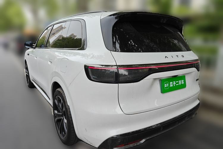 Used Hima AITO M8 2025 Extended-Range Max+ Version 53.4 kWh 6-Seater Edition Rear Left 45 Deg