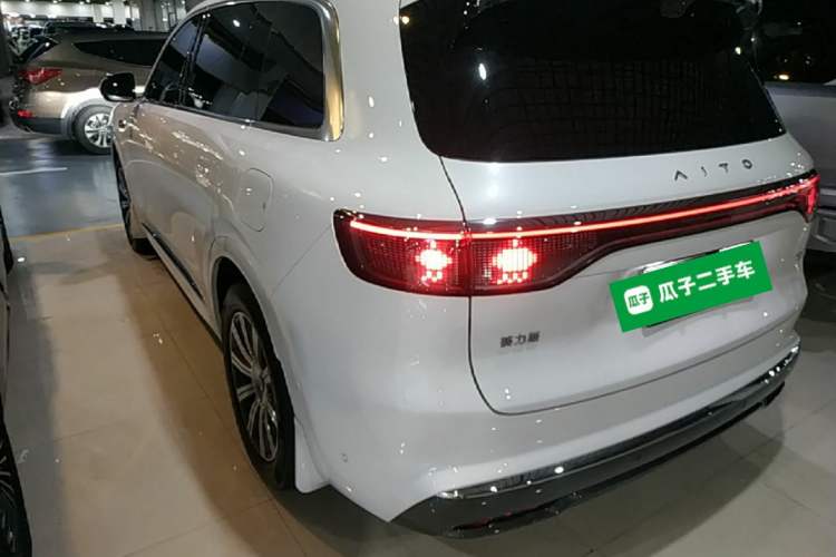 Used Hima AITO M8 2025 Extended-Range Max+ Version 53.4 kWh 6-Seater Edition Rear Left 45 Deg