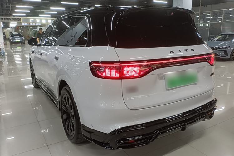 Used Hima AITO M8 2025 Extended-Range Max+ Version 53.4 kWh 6-Seater Edition Rear Left 45 Deg