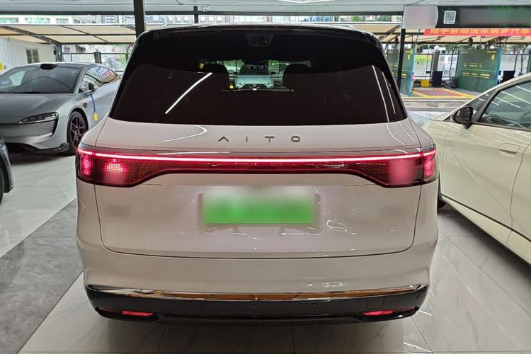 Used Hima AITO M8 2025 Extended-Range Ultra Version 53.4 kWh 5-Seater Edition Rear