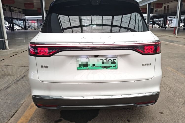 Used Hima AITO M8 2025 Extended-Range Ultra Version 53.4 kWh 6-Seater Edition Rear