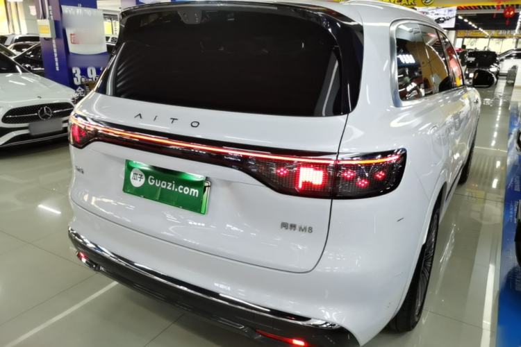 Used Hima AITO M8 2025 Extended-Range Ultra Version 53.4 kWh 6-Seater Edition Rear Right 45 Deg
