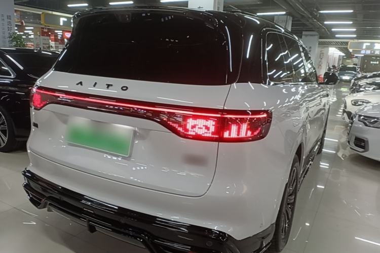 Used Hima AITO M8 2025 Extended-Range Max+ Version 53.4 kWh 6-Seater Edition Rear Right 45 Deg