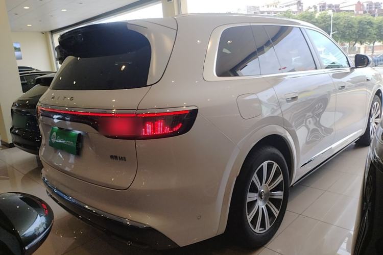 Used Hima AITO M8 2025 Extended-Range Max+ Version 53.4 kWh 6-Seater Edition Rear Right 45 Deg