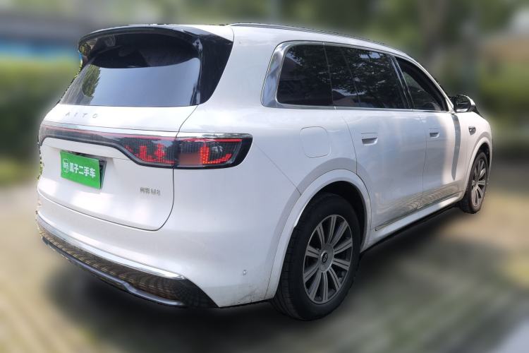 Used Hima AITO M8 2025 Extended-Range Max+ Version 53.4 kWh 5-Seater Edition Rear Right 45 Deg