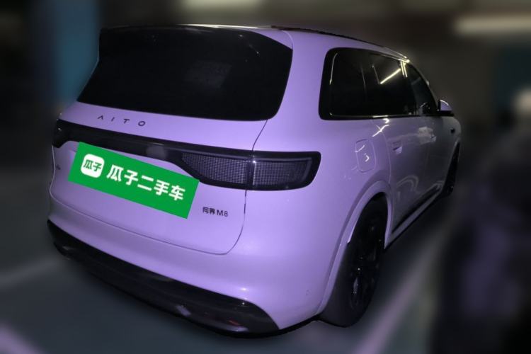 Used Hima AITO M8 2025 Extended-Range Ultra Version 53.4 kWh 5-Seater Edition Rear Right 45 Deg