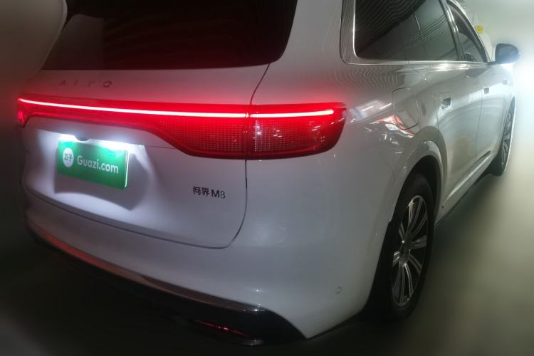Used Hima AITO M8 2025 Extended-Range Max Version 37 kWh 5-Seater Rear Right 45 Deg