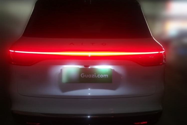 Used Hima AITO M8 2025 Extended-Range Max Version 37 kWh 5-Seater Rear